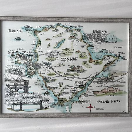 Entire Guest Suite In Four Mile Bridge, Rhoscolyn Valley Extérieur photo